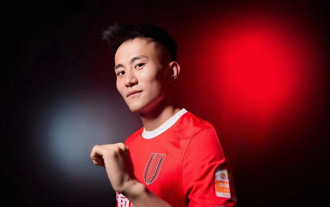 伊人在综合