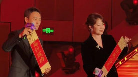 巨胸喷奶水视频www视频网站一